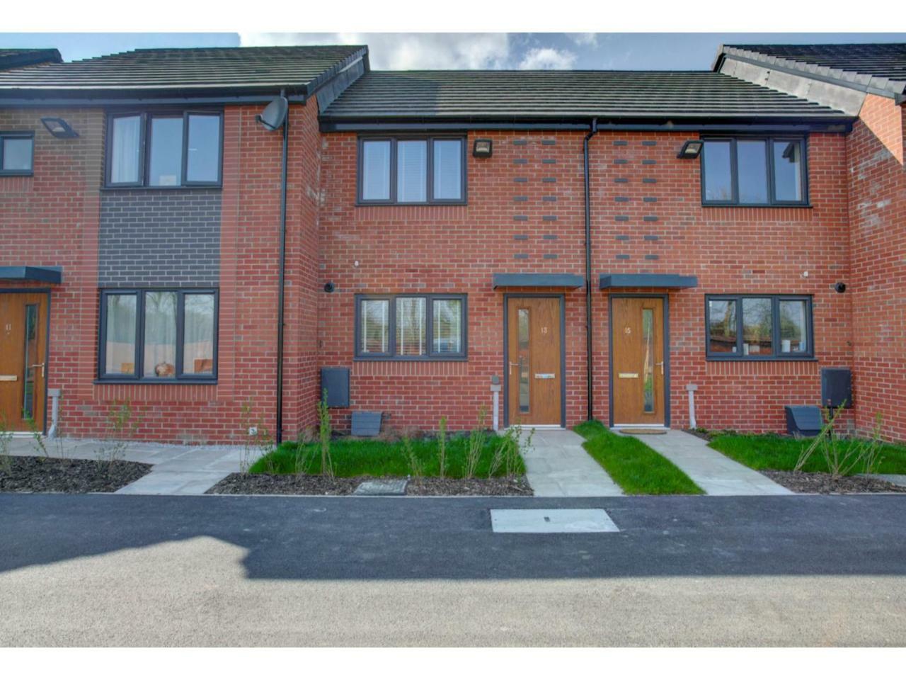 Newly Built, Splendid House For 5 In Manchester! Εξωτερικό φωτογραφία
