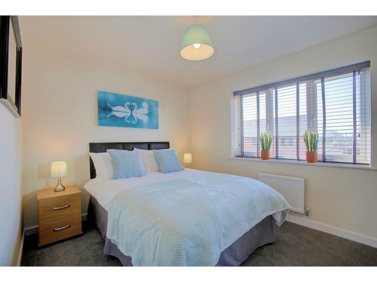 Newly Built, Splendid House For 5 In Manchester! Εξωτερικό φωτογραφία